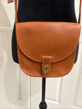 Fossil  Leather Crossbody Saddle Bag with Gold Hardware Like New